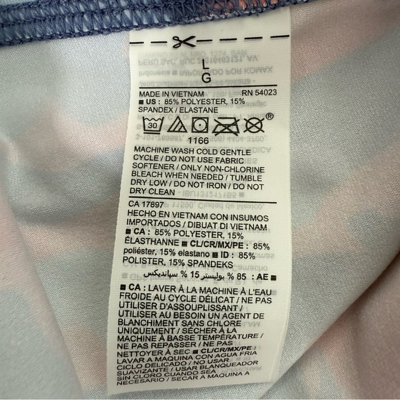 Women’s Old Navy Active High Waisted PowerPress Elevate Crop Camo Leggings Large - Picture 12 of 16